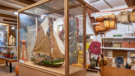 Schiffsmodell im Kehdinger Küstenschiffahrts-Museum